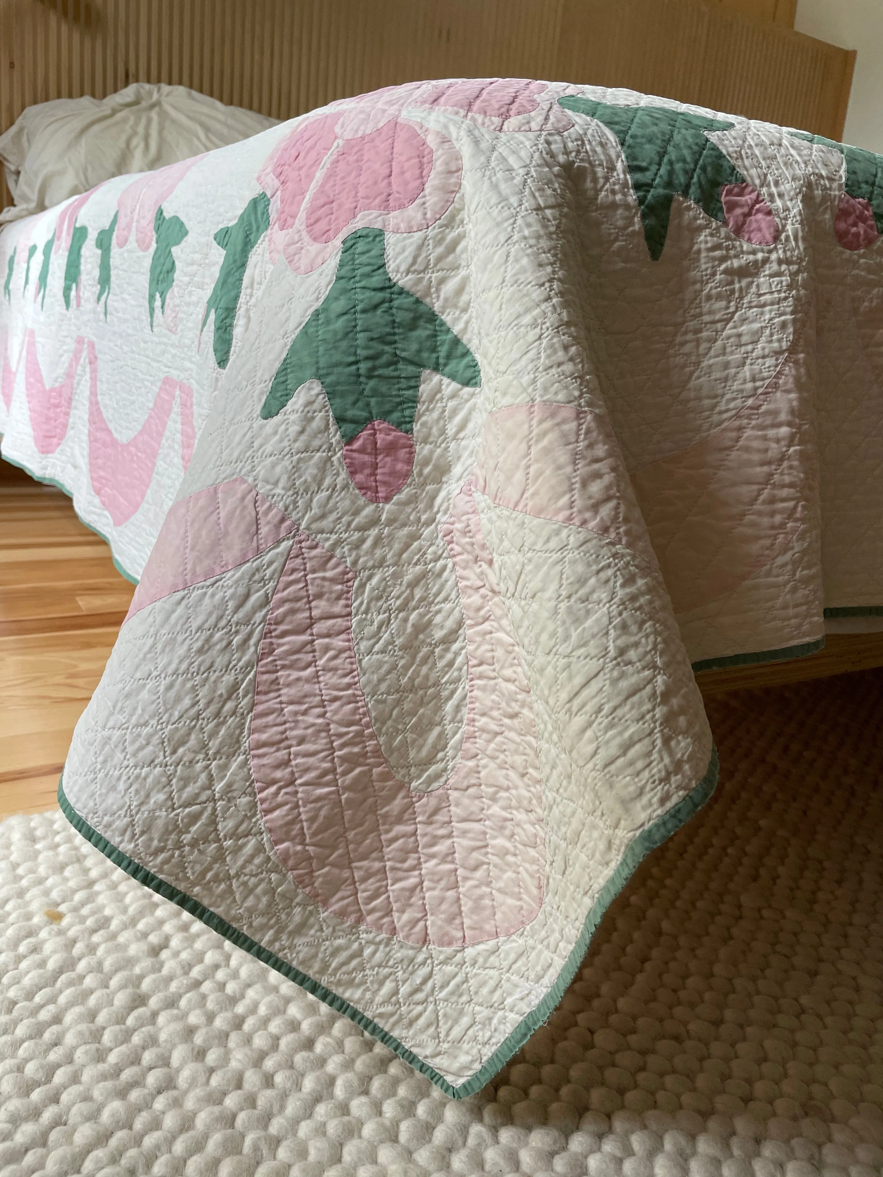 1940s Rose of Sharon Quilt