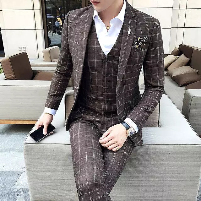 Elegant Brown Plaid Three Piece Suit