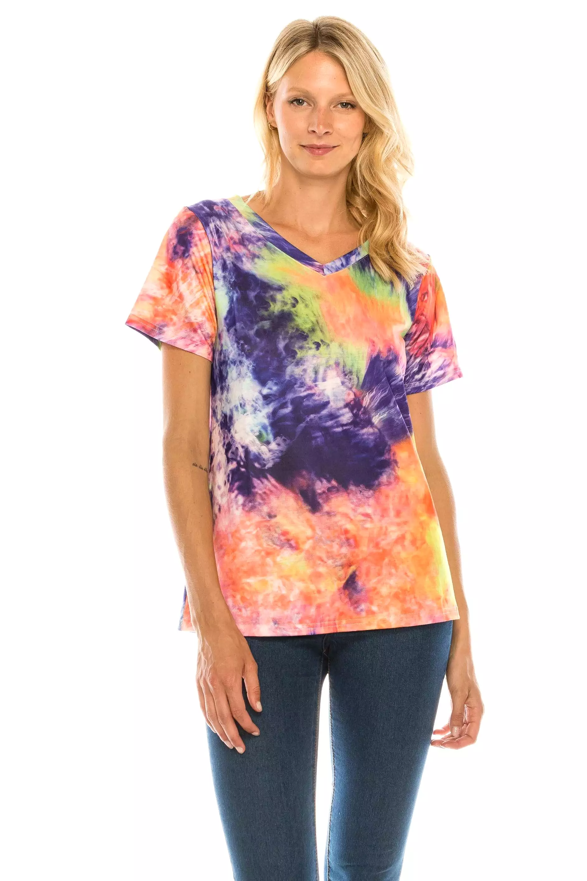 Haute Edition Women's V Neck Tie Dye Prints Tee