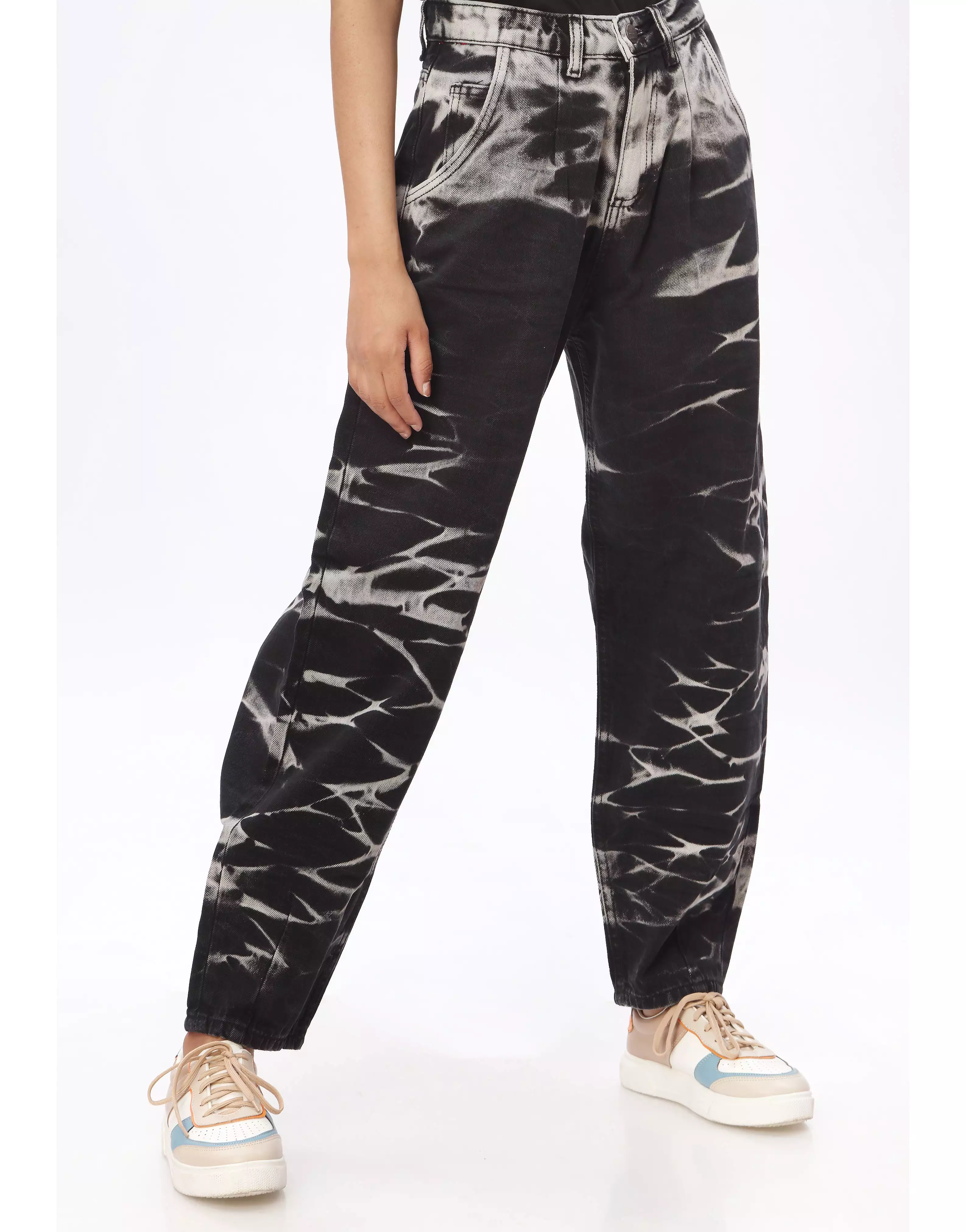 High Rise Tie Died Mom Jeans in Black & Grey