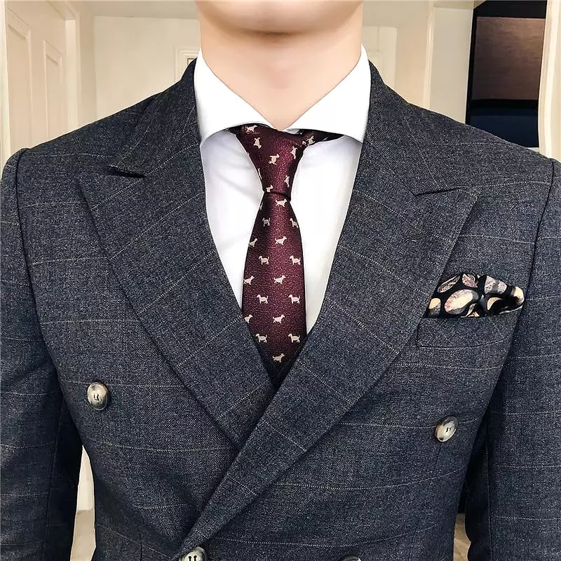 Never Late Plaid Double Breast Suit