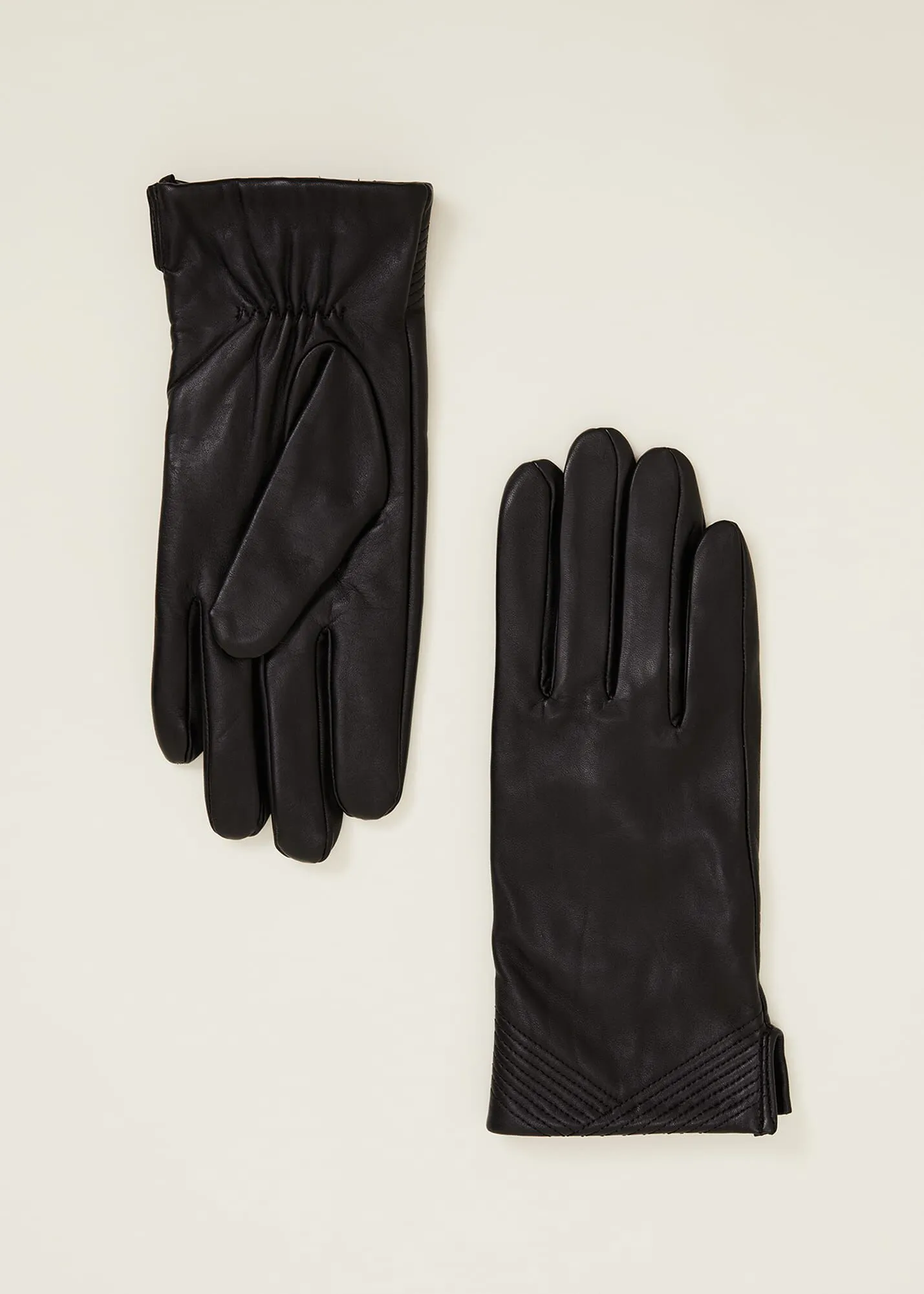 Pleat Detail Leather Gloves