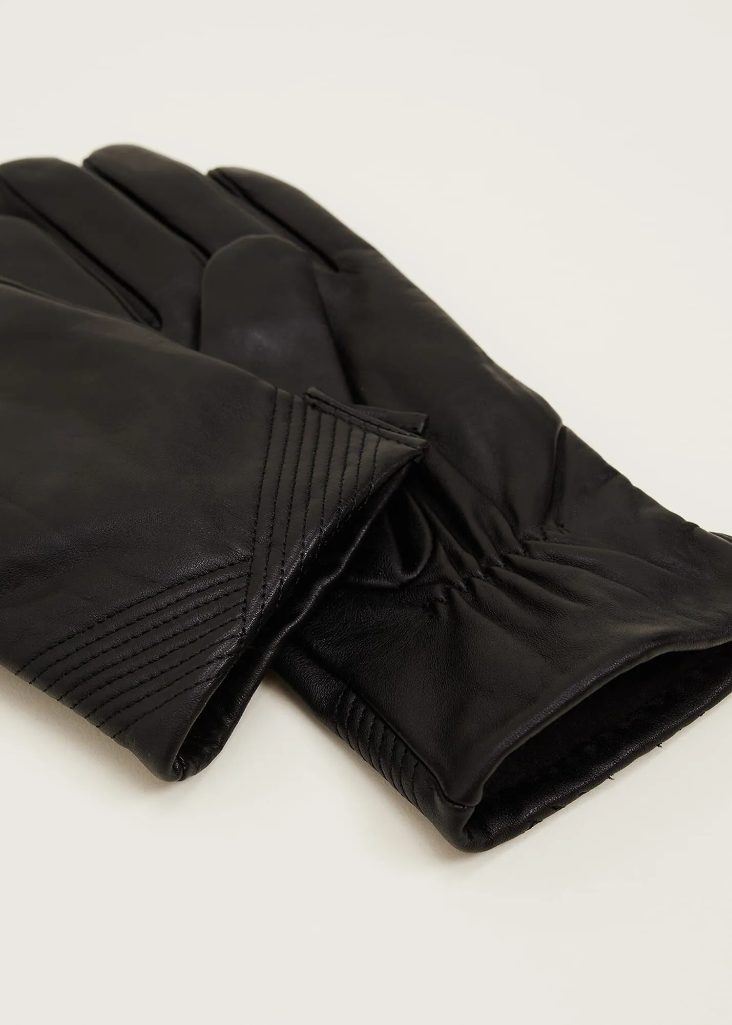 Pleat Detail Leather Gloves