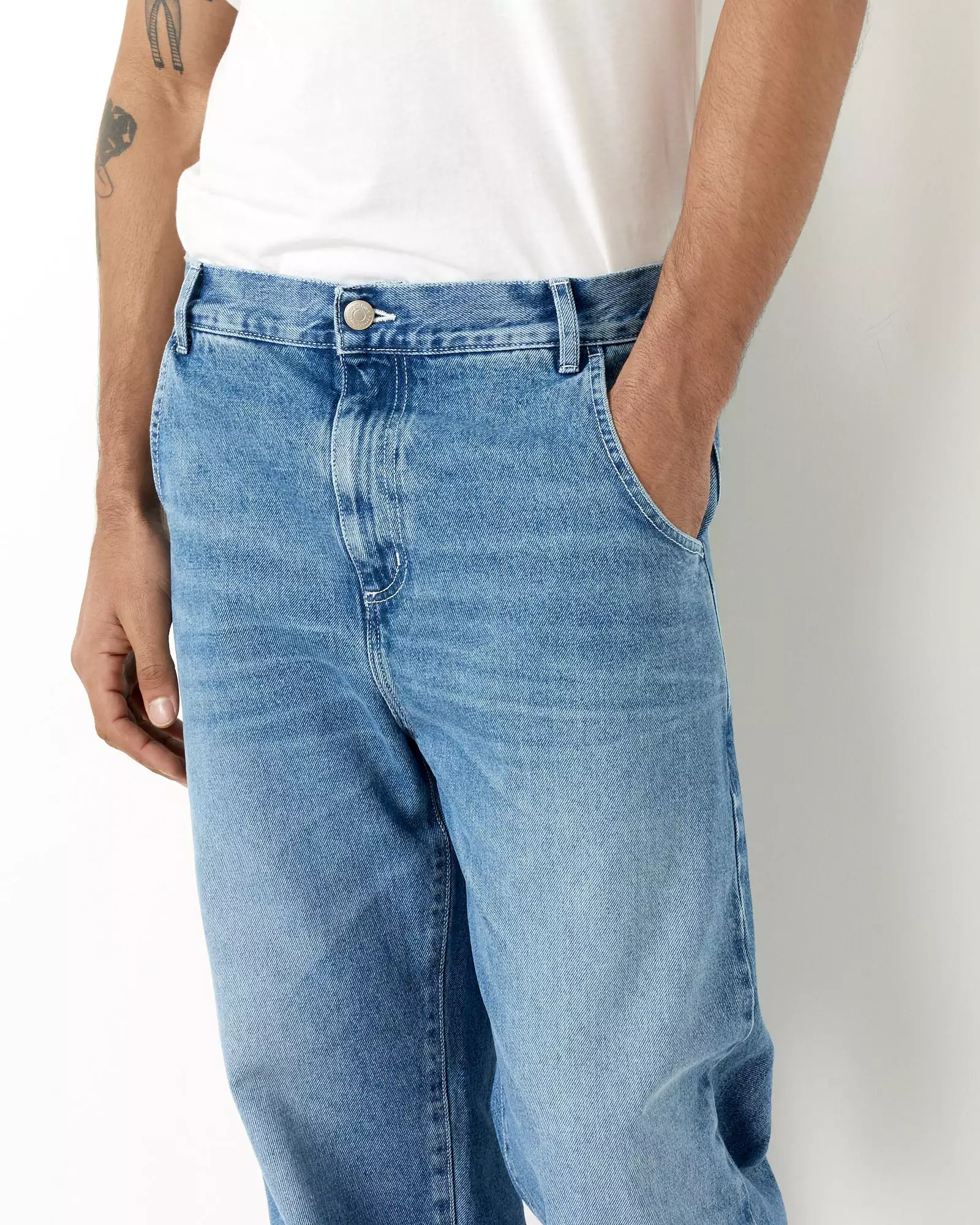 Regular Jean in Washed Blue