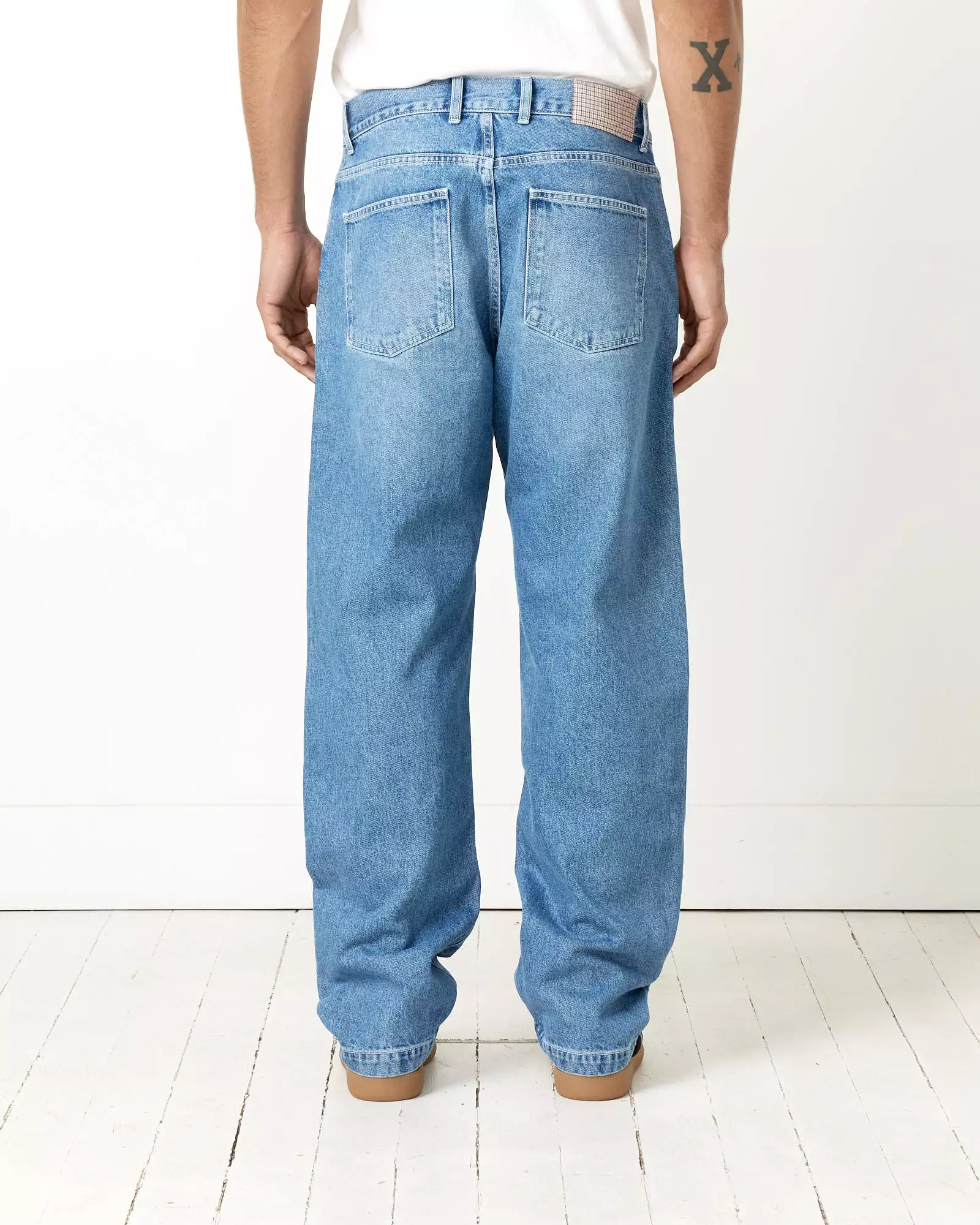 Regular Jean in Washed Blue