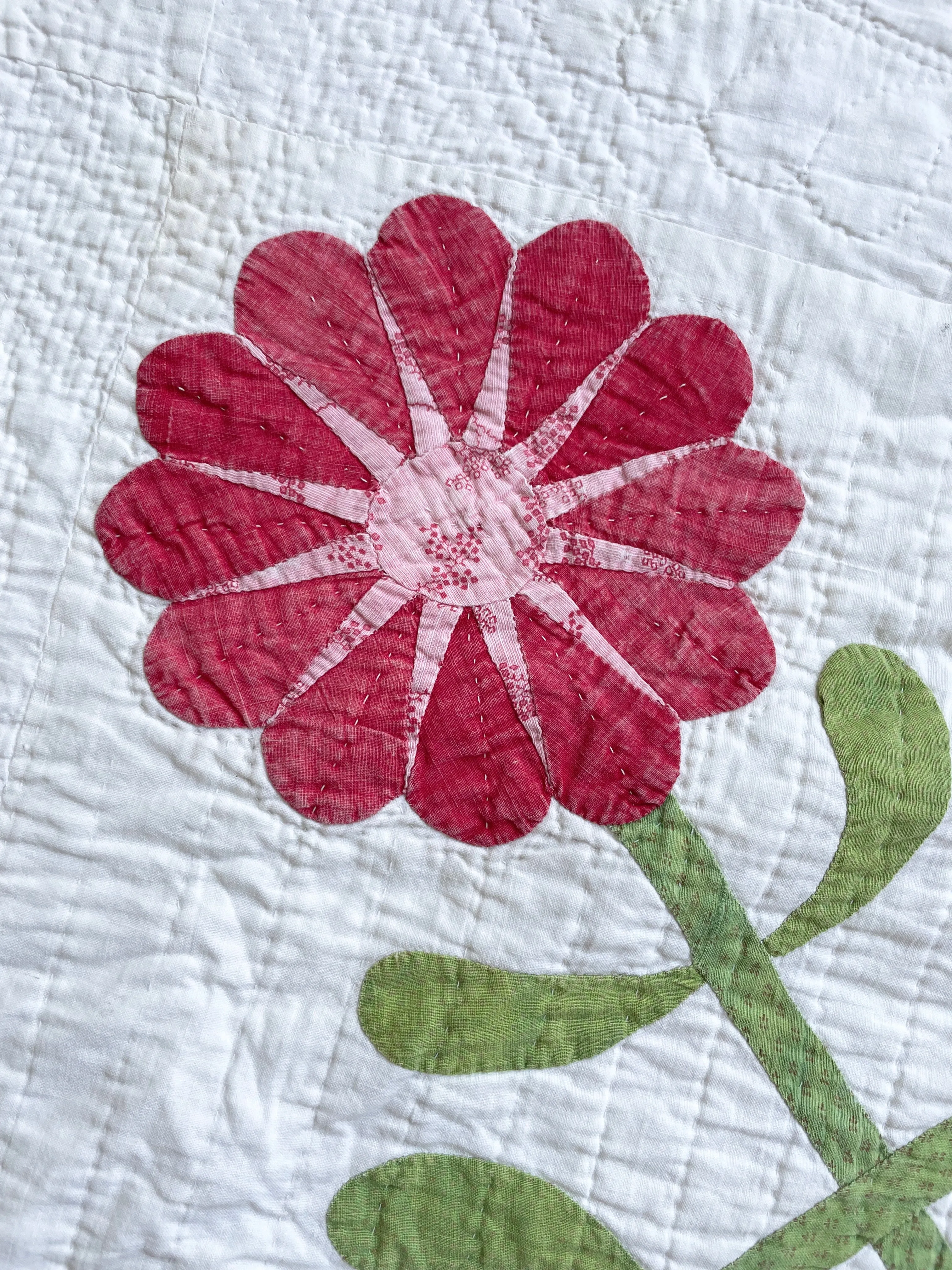 Vintage 1930s Applique Quilt