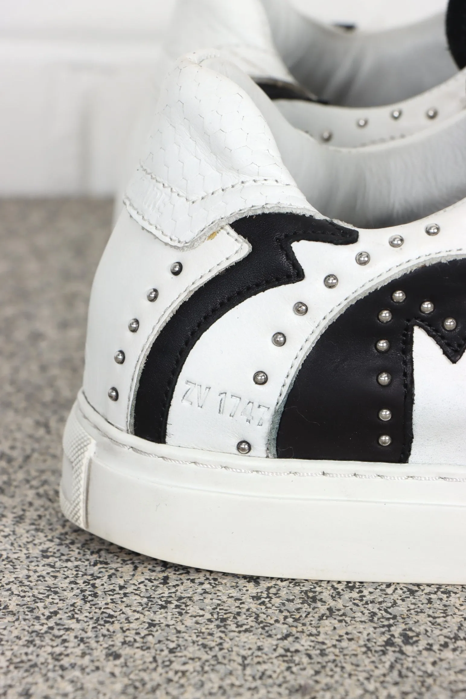 ZADIG & VOLTAIRE 'Nash' Zv1747 Studded Leather Sneakers (39)